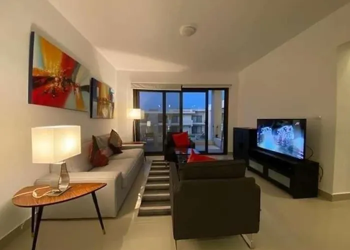 Apartment G Cribs 2 Bedroom Sharing Pool *